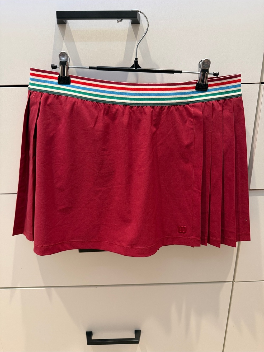 Wilson cross court Tennis Skirt with Multicolor Striped Waistband large